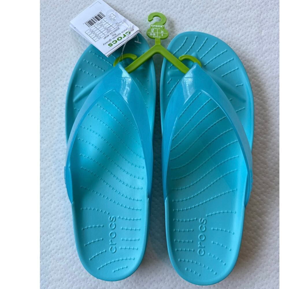 CROCS Sz W8 Aqua Blue Splash Glossy Flip Pool Beach Easy Wear Unisex | NWT